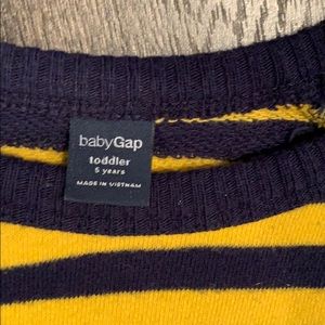 GAP Shirts & Tops - Boys Gap sweatshirt GAP Shirts & Tops - Boys Gap sweatshirt